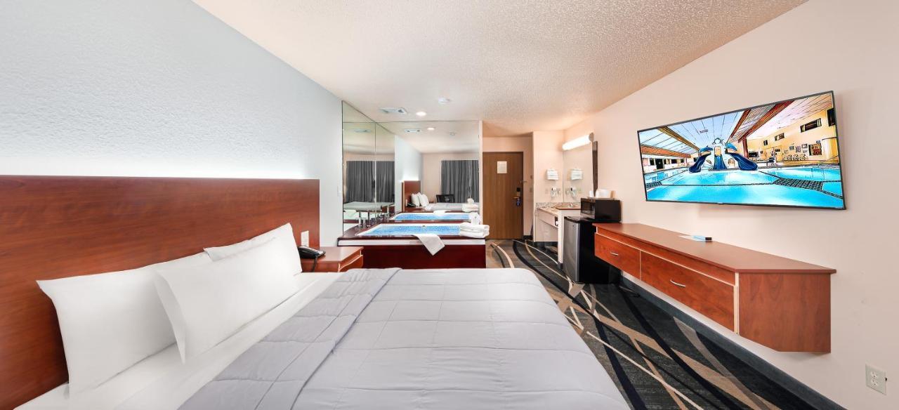 Grand Marquis Waterpark Hotel & Suites Wisconsin Dells Exterior foto