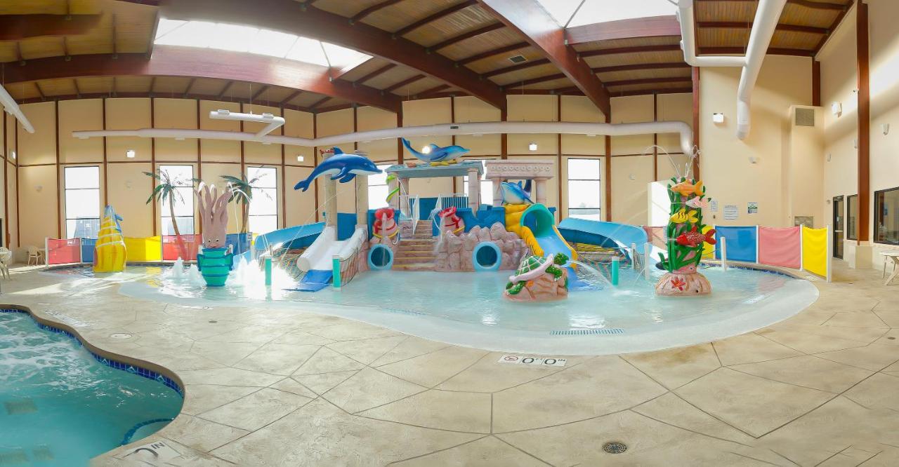 Grand Marquis Waterpark Hotel & Suites Wisconsin Dells Exterior foto