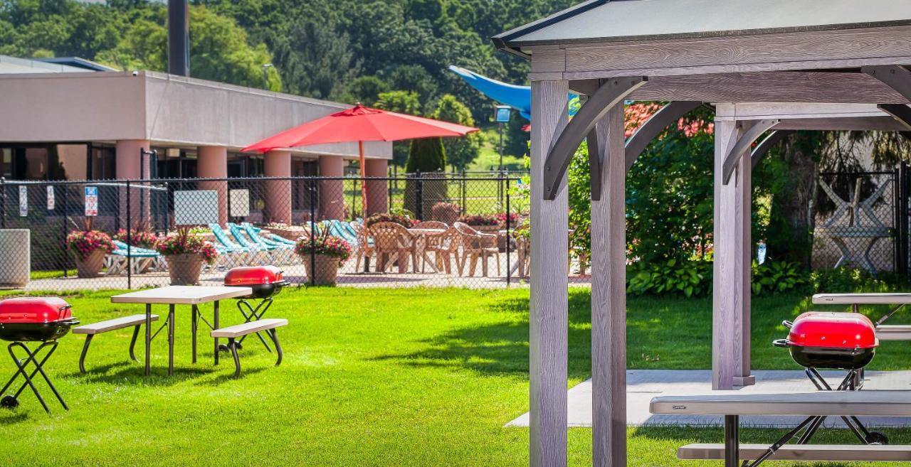 Grand Marquis Waterpark Hotel & Suites Wisconsin Dells Exterior foto