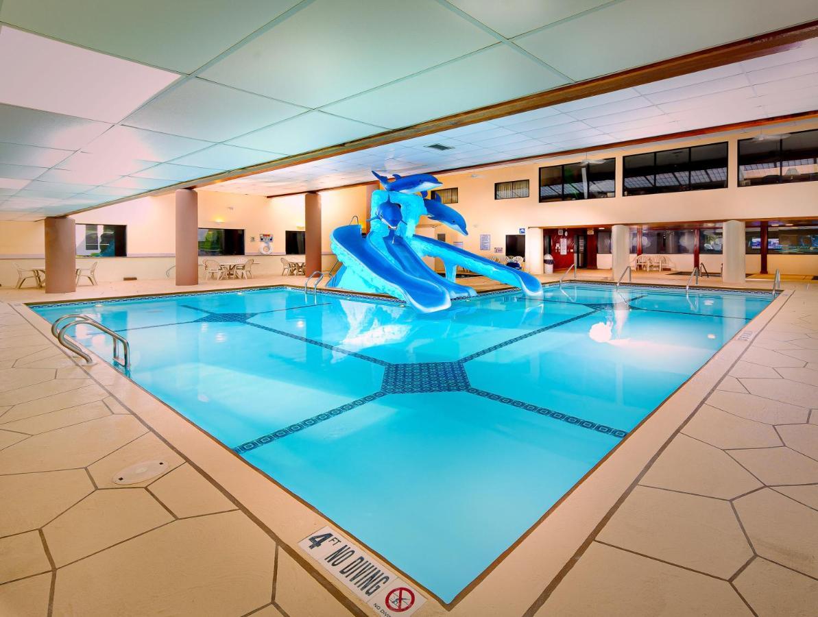 Grand Marquis Waterpark Hotel & Suites Wisconsin Dells Exterior foto